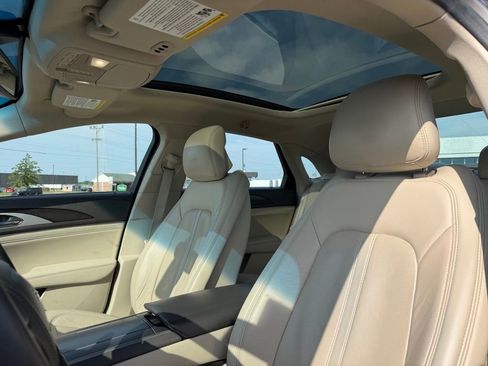 Used 2018 Lincoln MKZ Reserve w/ Climate Package FWD image 14