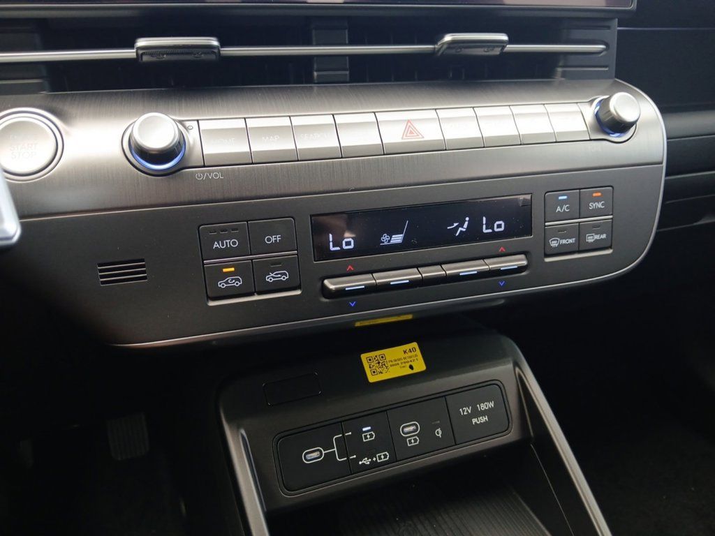 New 2026 Hyundai Kona Limited FWD image 21
