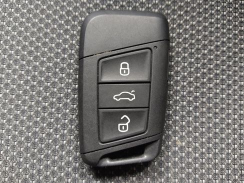 Used 2023 Volkswagen Taos S FWD image 32