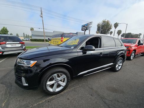 Used 2020 Audi Q7 3.0T Premium w/ Convenience Package image 4