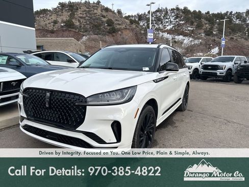 Used 2025 Lincoln Aviator Reserve w/ Jet Appearance Package image 1