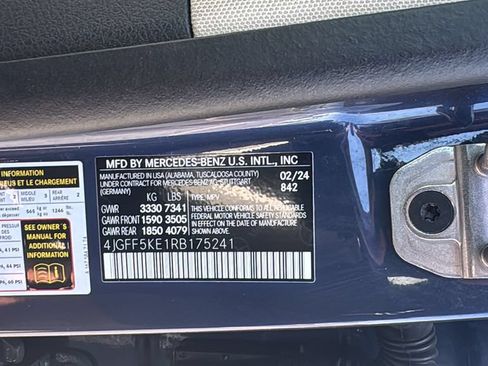 Used 2024 Mercedes-Benz GLS 450 4MATIC image 18