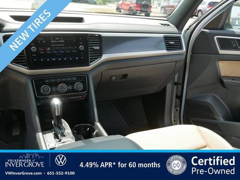 Certified 2023 Volkswagen Atlas Cross Sport SE AWD/4WD image 22