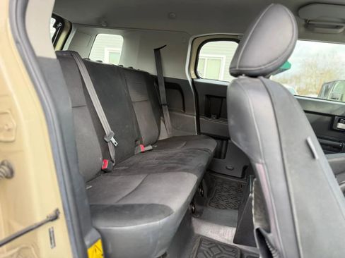 Used 2008 Toyota FJ Cruiser 4WD image 19