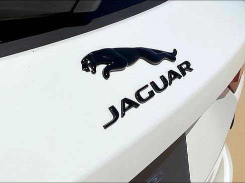 New 2026 Jaguar F-PACE R-Dynamic S image 9