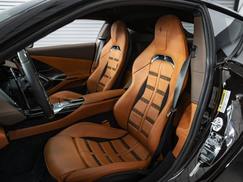 Used 2025 Ferrari 12Cilindri RWD image 25
