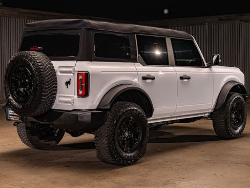 Used 2023 Ford Bronco Wildtrak AWD/4WD image 9