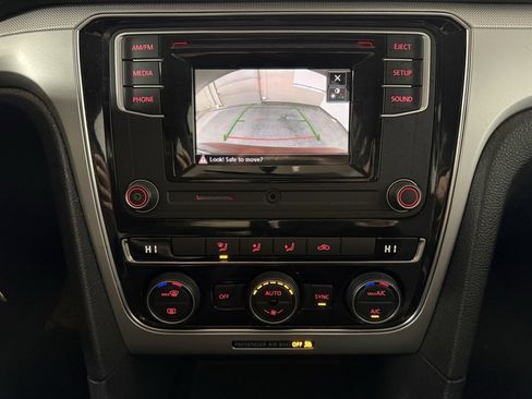 Used 2016 Volkswagen Passat 1.8T S image 14