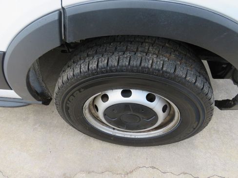 Used 2019 Ford Transit 250 130 Low Roof image 20