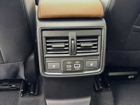 Used 2025 Subaru Forester Touring w/ Touring Package AWD/4WD image 28
