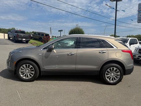 Used 2018 Cadillac XT5 Luxury w/ Driver Awareness Package FWD image 8