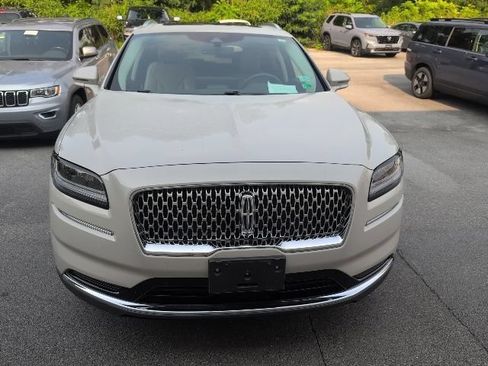 Used 2023 Lincoln Nautilus Reserve w/ Equipment Group 201A AWD/4WD image 2