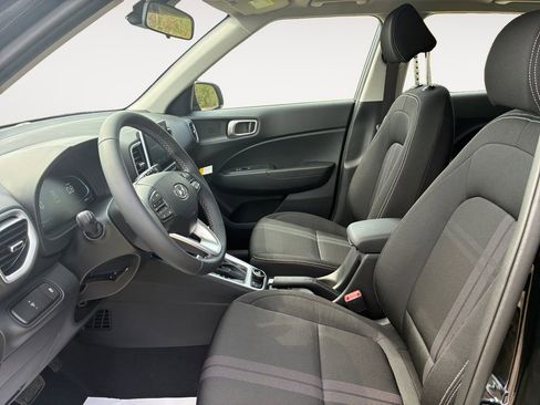 New 2026 Hyundai Venue SEL image 9