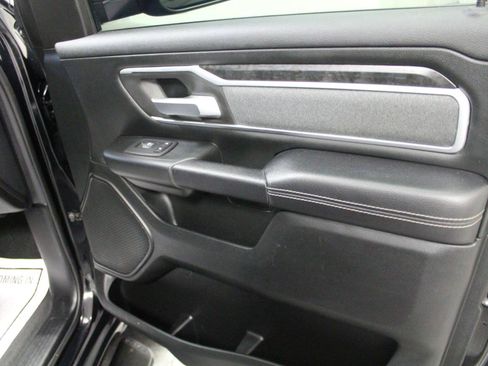 Used 2021 RAM 1500 Big Horn AWD/4WD image 23
