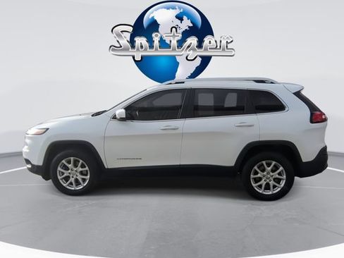 Used 2017 Jeep Cherokee Latitude w/ Safety/Convenience Group image 6