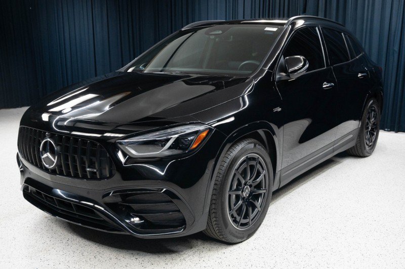 Certified 2026 Mercedes-Benz GLA 35 AMG 4MATIC image 1
