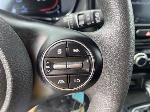 Used 2024 Kia Soul LX w/ Option Group 015 FWD image 9