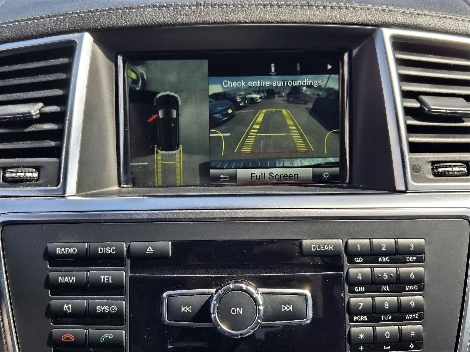 Used 2015 Mercedes-Benz GL 450 4MATIC image 24