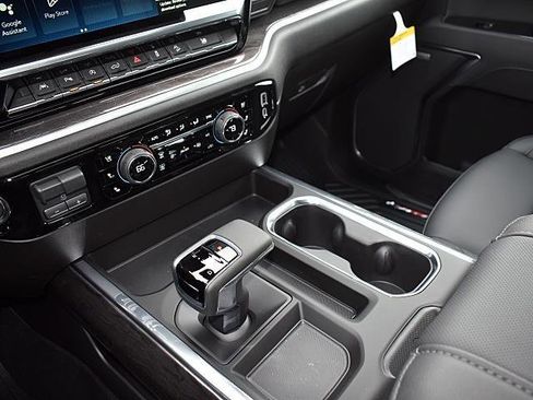 New 2026 Chevrolet Silverado 1500 LTZ w/ LTZ Premium Package image 13