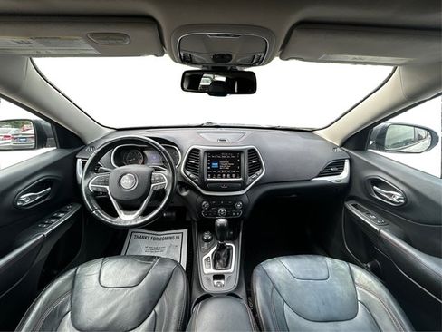 Used 2014 Jeep Cherokee Trailhawk w/ Comfort/Convenience Group AWD/4WD image 32