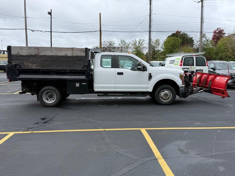 Certified 2018 Ford F350 XL w/ Power Equipment Group AWD/4WD image 2