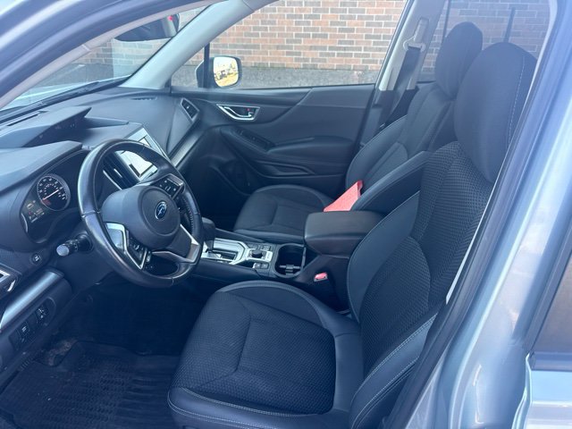 Used 2021 Subaru Forester Premium AWD/4WD image 5