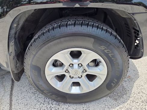 Used 2022 Toyota 4Runner SR5 RWD image 20