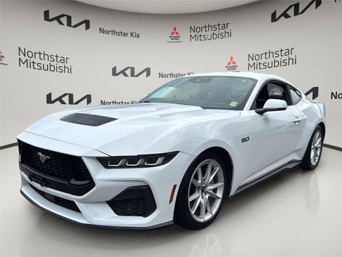 Used 2024 Ford Mustang GT Premium RWD image 10