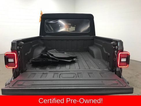 Certified 2020 Jeep Gladiator Overland image 29