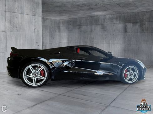 Used 2020 Chevrolet Corvette Stingray Coupe w/ Z51 Performance Package RWD image 6