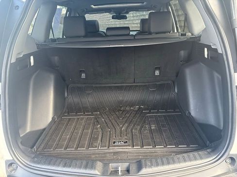 Used 2021 Honda CR-V EX-L image 9