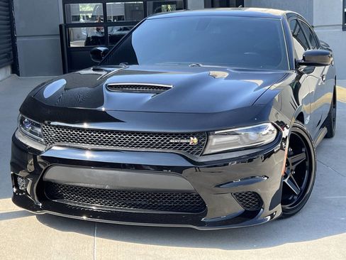 Used 2020 Dodge Charger Scat Pack w/ Plus Group image 3