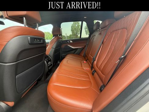 Used 2021 BMW X5 xDrive40i w/ M Sport Package AWD/4WD image 10