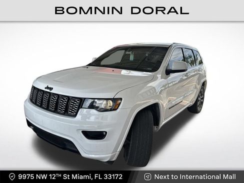 Used 2021 Jeep Grand Cherokee Laredo X RWD image 1
