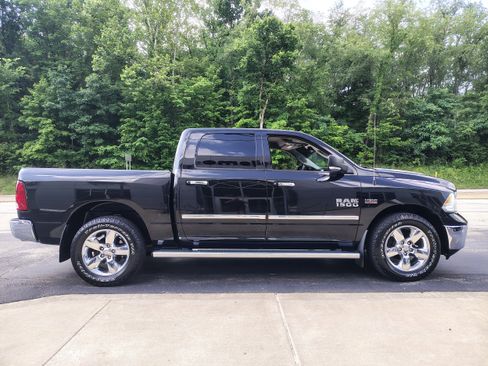 Certified 2017 RAM 1500 Big Horn AWD/4WD image 7