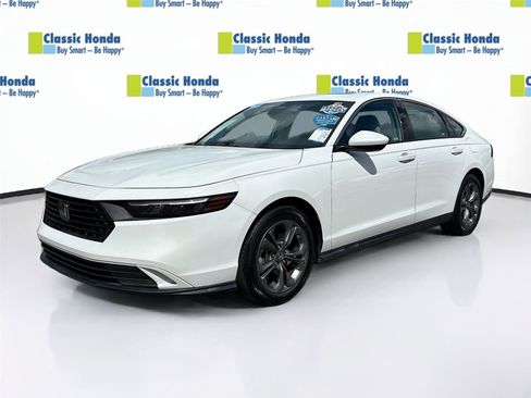 Certified 2023 Honda Accord EX image 3