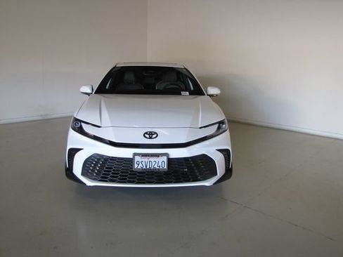 Used 2025 Toyota Camry SE w/ Multimedia Upgrade Package FWD image 2