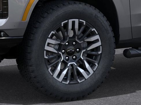 New 2026 Chevrolet Tahoe Z71 w/ Comfort Package AWD/4WD image 9