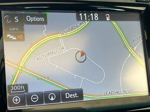 Used 2017 Toyota Camry SE FWD image 19