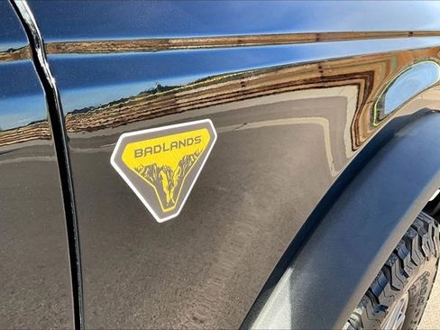 Used 2024 Ford Bronco Badlands image 24