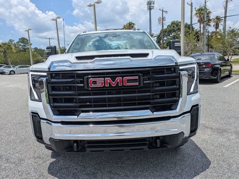 New 2026 GMC Sierra 2500 Pro RWD image 10