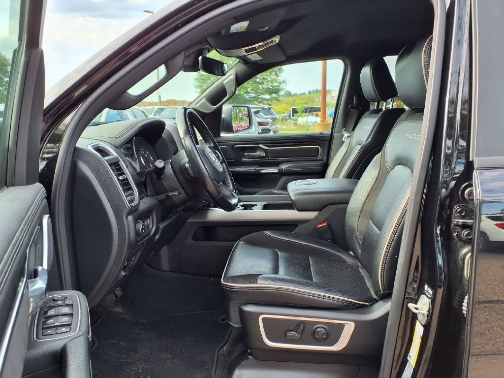 Used 2023 RAM 1500 Laramie AWD/4WD image 20