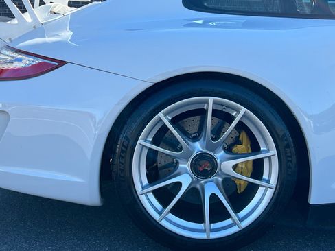 Used 2011 Porsche 911 GT3 image 11