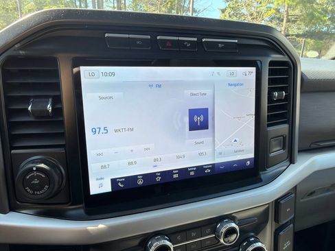 Used 2022 Ford F150 XLT w/ Equipment Group 302A High AWD/4WD image 10