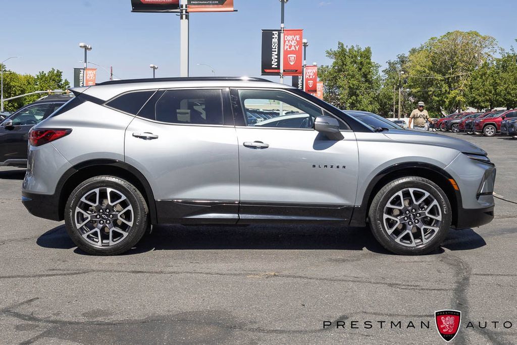 Used 2024 Chevrolet Blazer RS w/ Enhanced Convenience Package AWD/4WD image 22