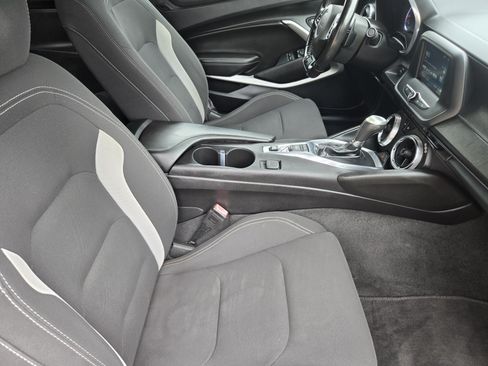 Used 2017 Chevrolet Camaro LT w/ RS Package RWD image 10