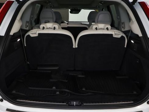 Used 2020 Volvo XC90 T6 Momentum w/ Protection Package Premier AWD/4WD image 19