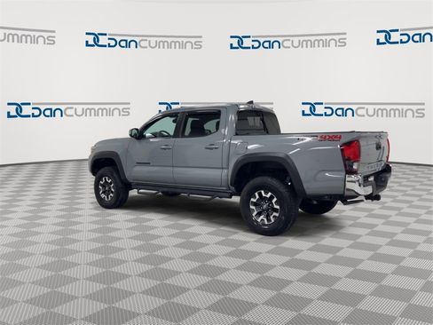 Used 2019 Toyota Tacoma TRD Off-Road image 6