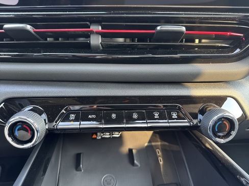 New 2024 Chevrolet Silverado EV RST image 31