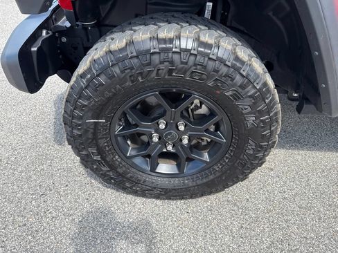 Certified 2024 Jeep Wrangler Sport AWD/4WD image 9